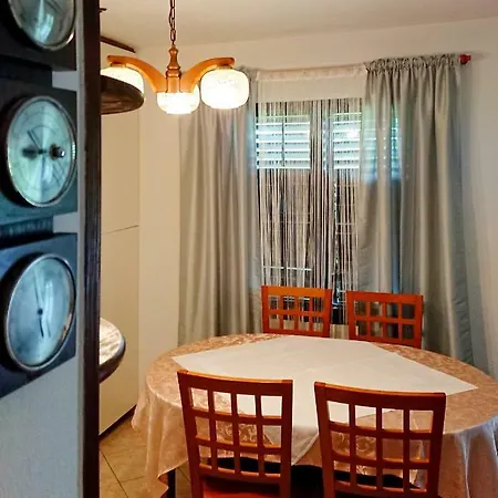 Rogocana Apartment *
